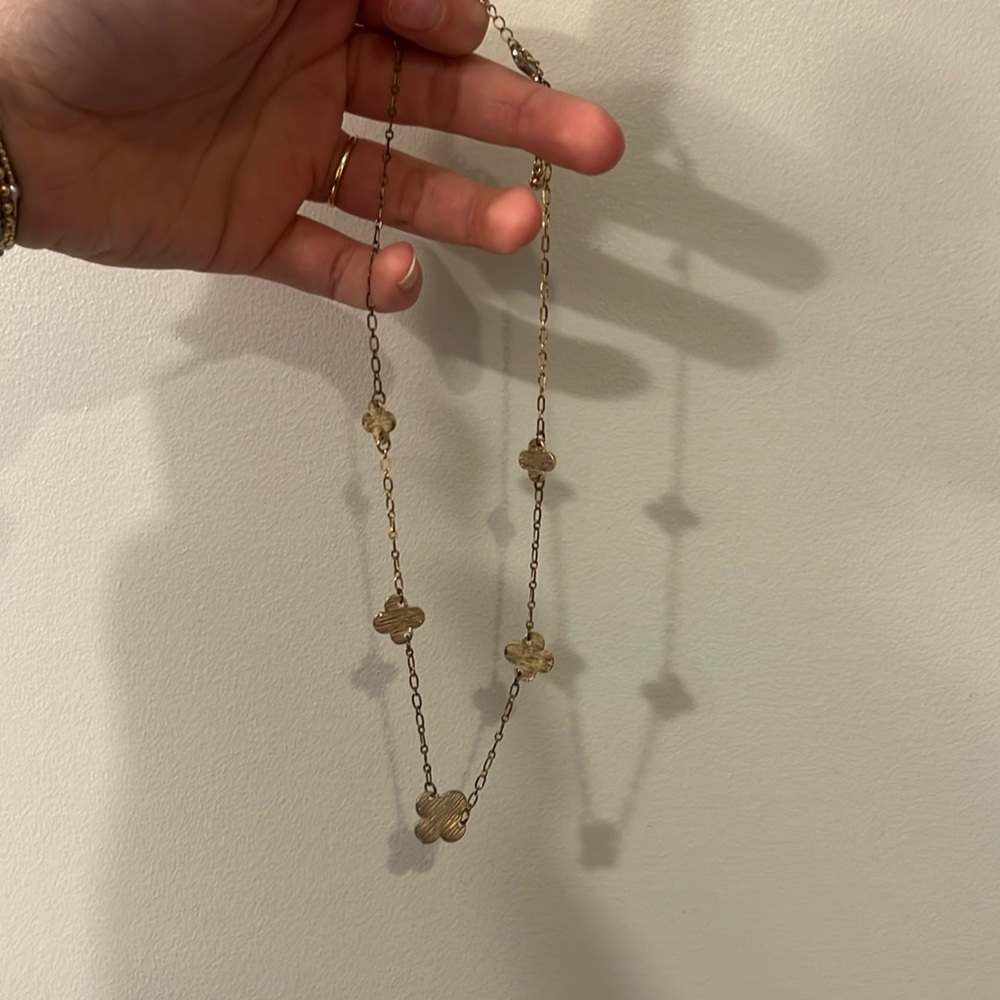 Vintage rose gold clover necklace